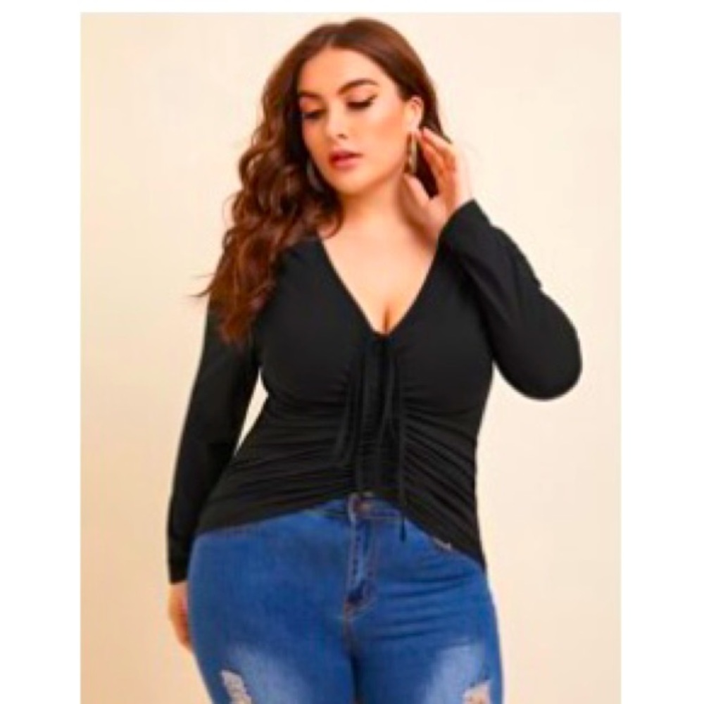 SHEIN Plus Drawstring Front Ruched Plunging Neck Tee
